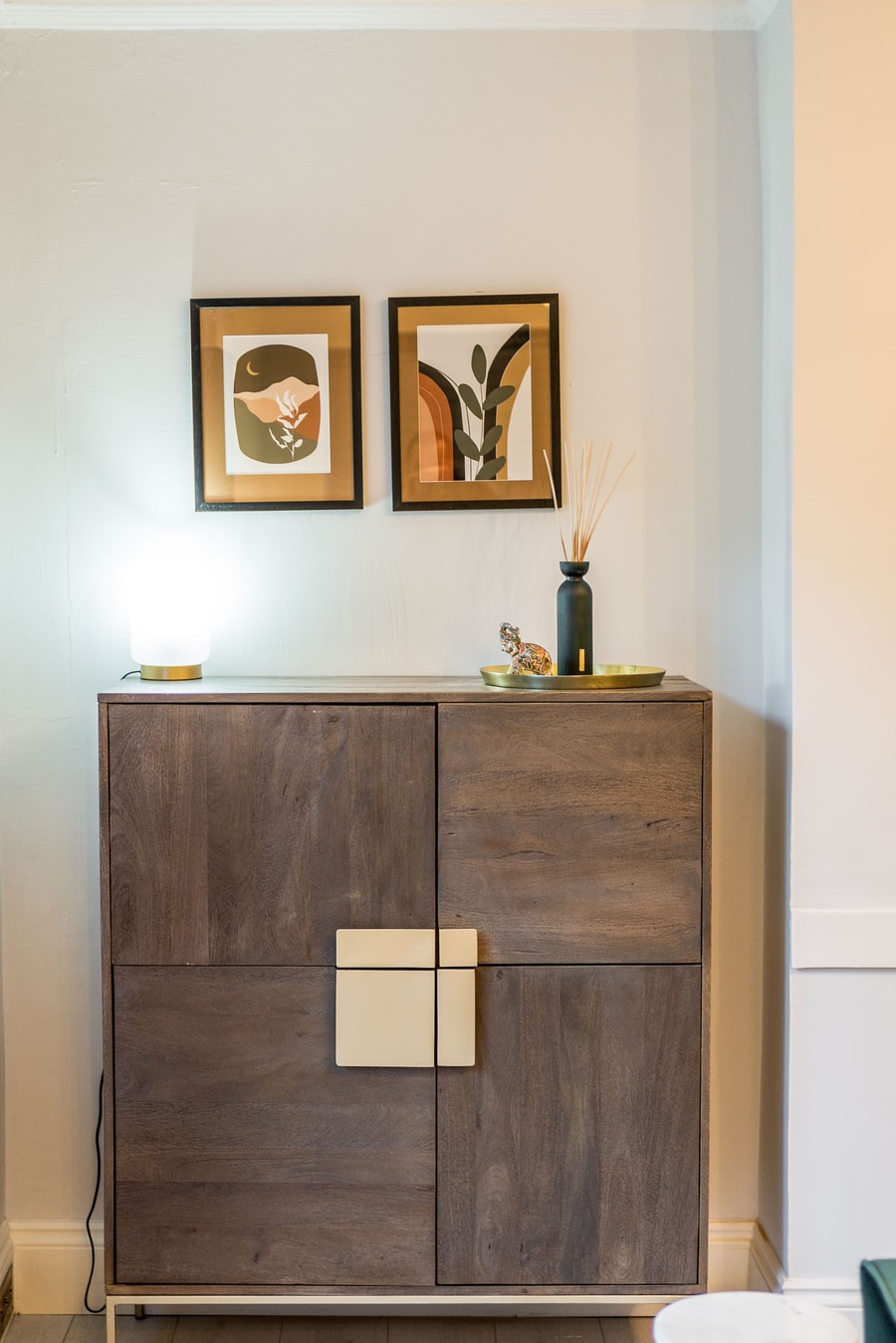 Spacious 1BR Flat in Wanstead: Garden & Comfort 9 Hello Guest