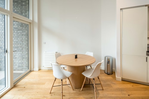 Modern 2 bed Flat Near O2 & Canary Wharf 18 Hello Guest