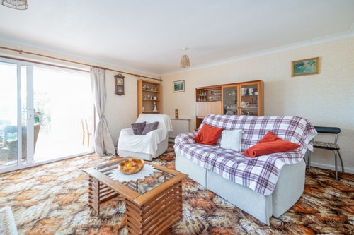 Amazing Beachside 2BD Family Home with Garden 14 Hello Guest