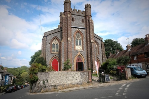 Fantastic 2BD Victorian Apt - 4 adults & 1 child 15 Hello Guest