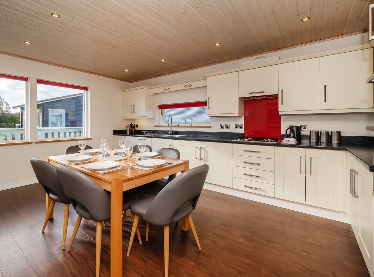 Luxury Lodge w/ Hot Tub on 400-Acre Estate 25 Hello Guest