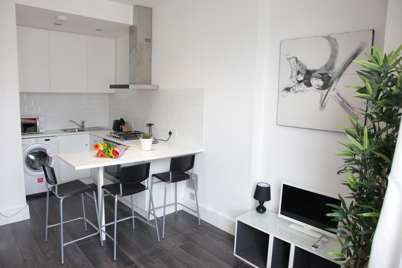 Fantastic 1BD flat in the centre 6 Hello Guest