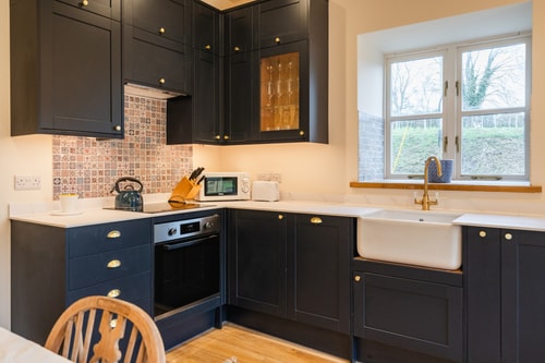 Charming Coach House Retreat Near Sherborne Abbey 1 Hello Guest