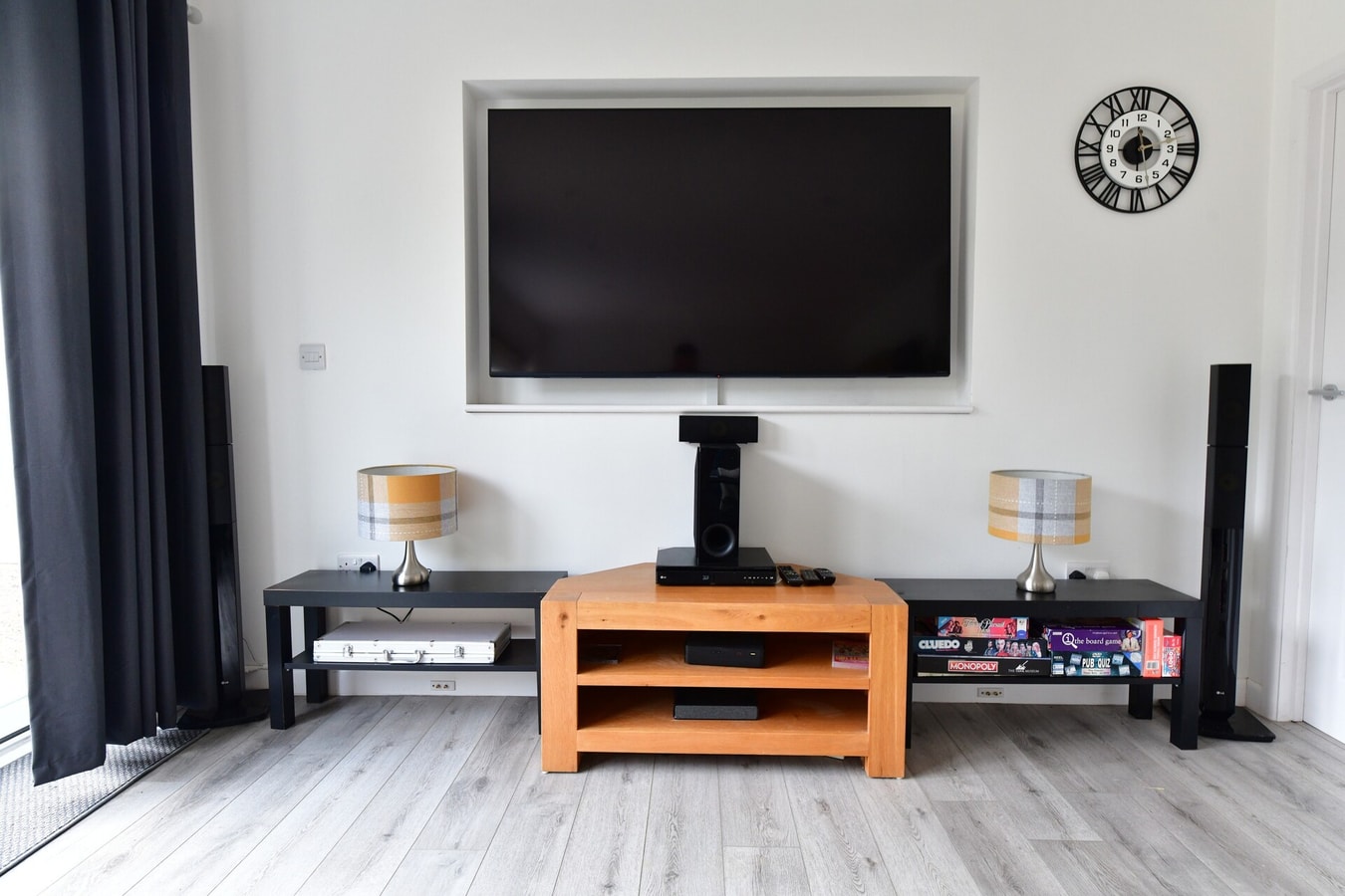 2BD Garden Home - A Short Walk to Stonehenge 15 Hello Guest