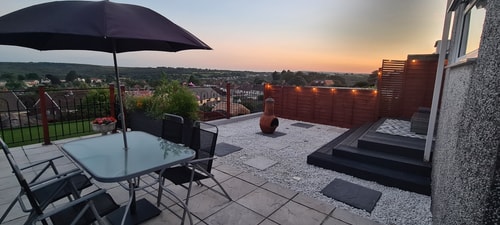 2BD Holiday Home Stunning views of the Sea & Gower 5 Hello Guest