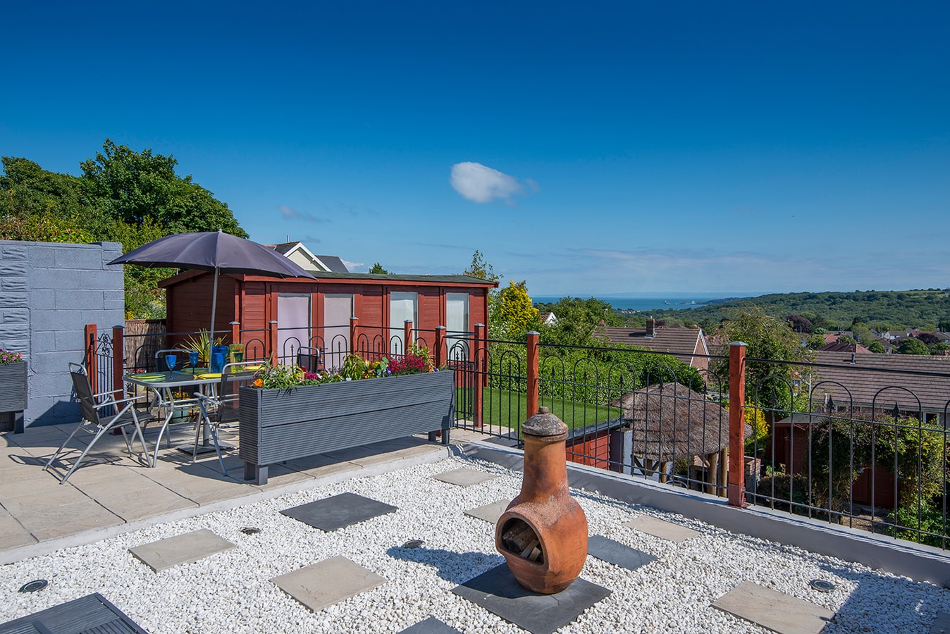 2BD Holiday Home Stunning views of the Sea & Gower 48 Hello Guest