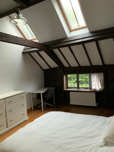 Delightful 4BD Home full of Flair Edenbridge Kent 17 Hello Guest