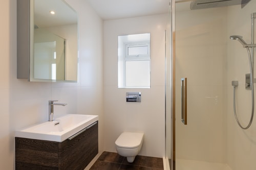 Spacious 4BD Smart Home in Idyllic Rural Setting 32 Hello Guest