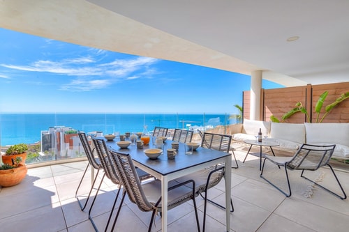 Stunning 2 bedroom apartment.