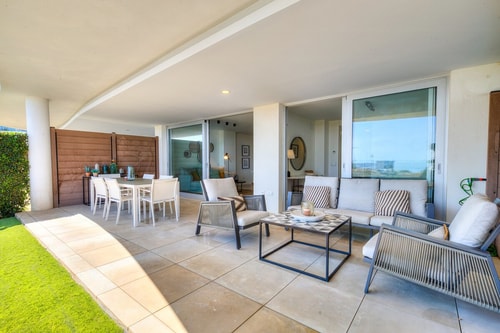 Modern 3bdr apartment - Ocean view