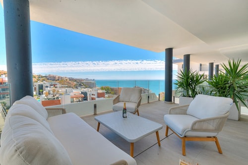 Seaview reserve - Stunning Lux.