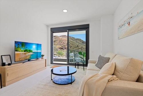 Beautiful new 2bdr apartment.