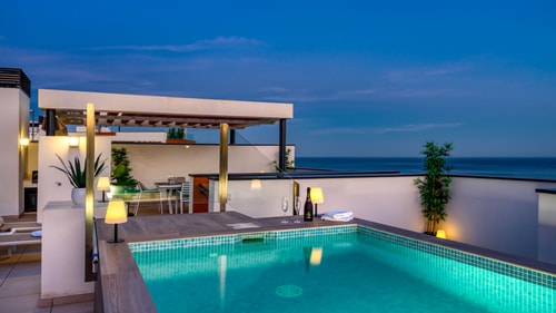 Stunning penthouse -Private pool