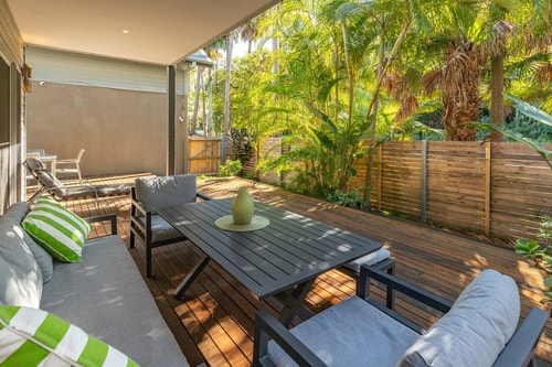 The Palms - Coastal Escape