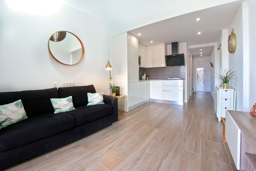 Amazing maisonette with a sea view and pool access 1 Platihome