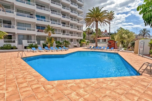 Colourful Bright Centred Apt. with Ocean View 29 Flataway