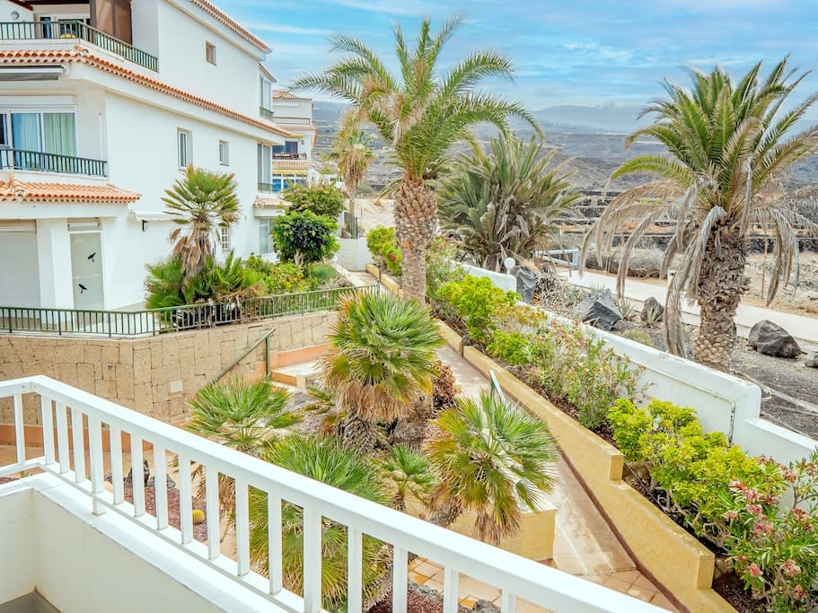 Spacious apartment with breath-taking ocean views Flataway