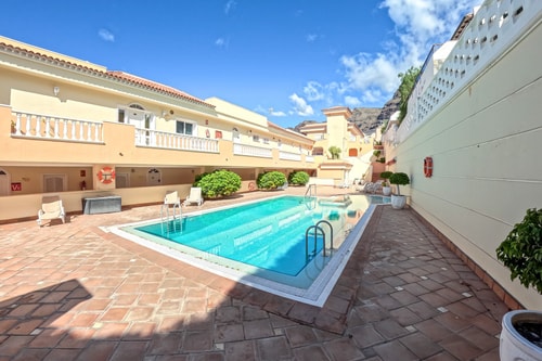 Fantastic Ocean view apartment with amazing Pools 18 Platihome