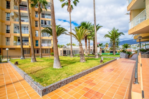 Prime 2BD with Balcony, View&Pool in las Veronicas 46 Platihome