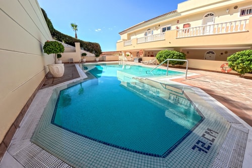 Fantastic Ocean view apartment with amazing Pools 22 Platihome