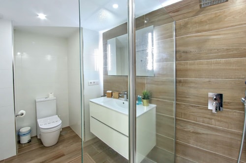 Amazing maisonette with a sea view and pool access 2 Platihome
