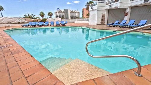 Colourful Bright Centred Apt. with Ocean View 21 Platihome