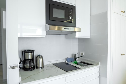Colourful Bright Centred Apt. with Ocean View 10 Platihome