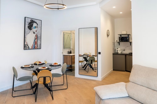 Trendy apt. with a heated  pool & near Aqualand 6 Platihome