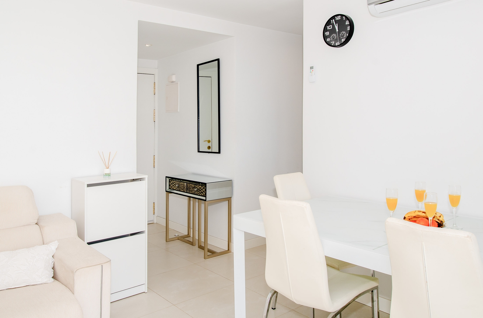 Prime 2BD with Balcony, View & Pool - Image 4