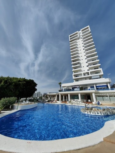 Lovely blue Studio with Ocean view and pool 16 Platihome