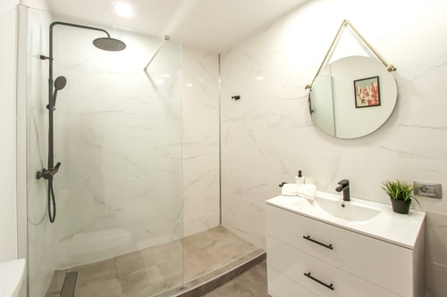Beautiful spacious 1 bedroom apartment with Pool 20 Platihome