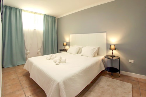 Beautiful spacious 1 bedroom apartment with Pool 3 Platihome