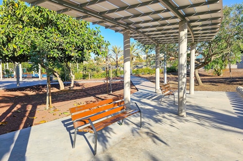 2BD spacious & stylish apartment with heated pool 51 Platihome