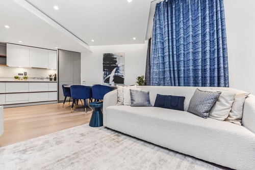 Luxury 2 Bedroom in Tower