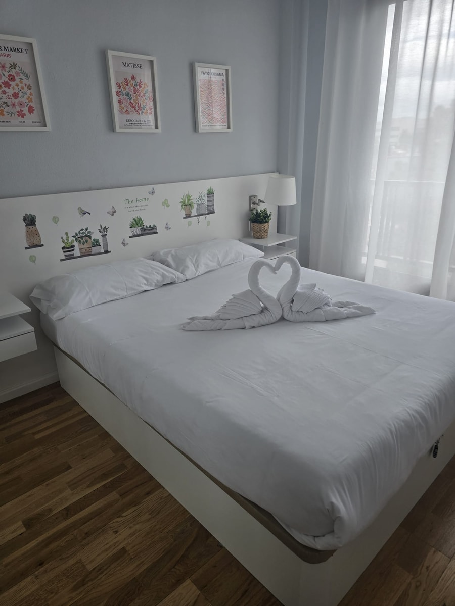 Airport Madrid Plenilunio Suites Green by beBalmy 16 beBalmy