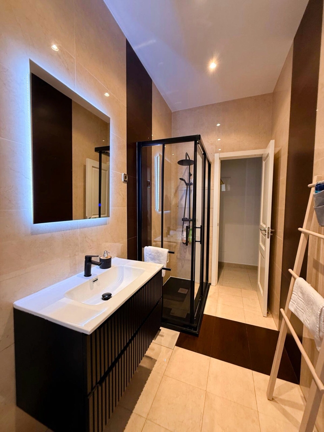 Spacious apartment in the center by beBalmy 2 beBalmy