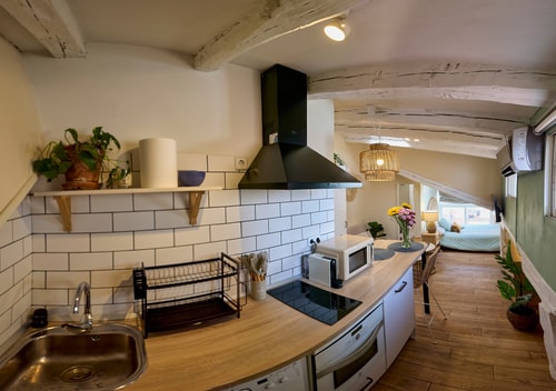 Lovely attic in downtown Madrid by beBalmy, photo 9 of 13