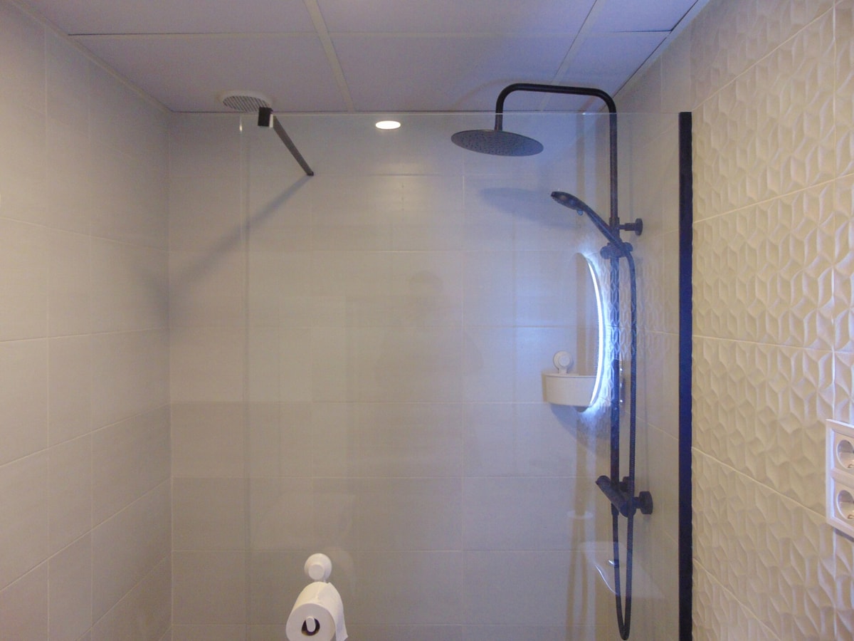 Airport plenilunio suites beige by beBalmy 35 beBalmy