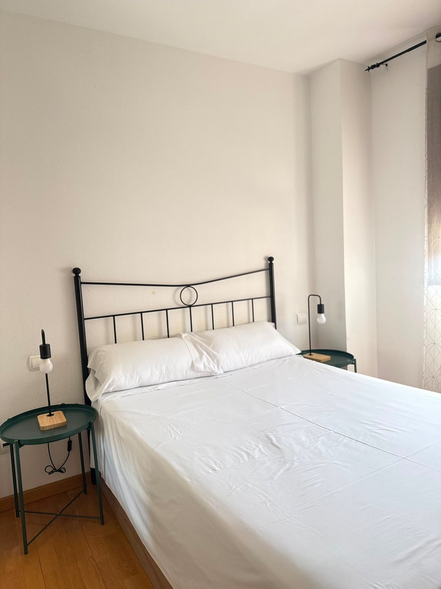 Centrally Located Apartment with Pool near IFEMA 2 beBalmy