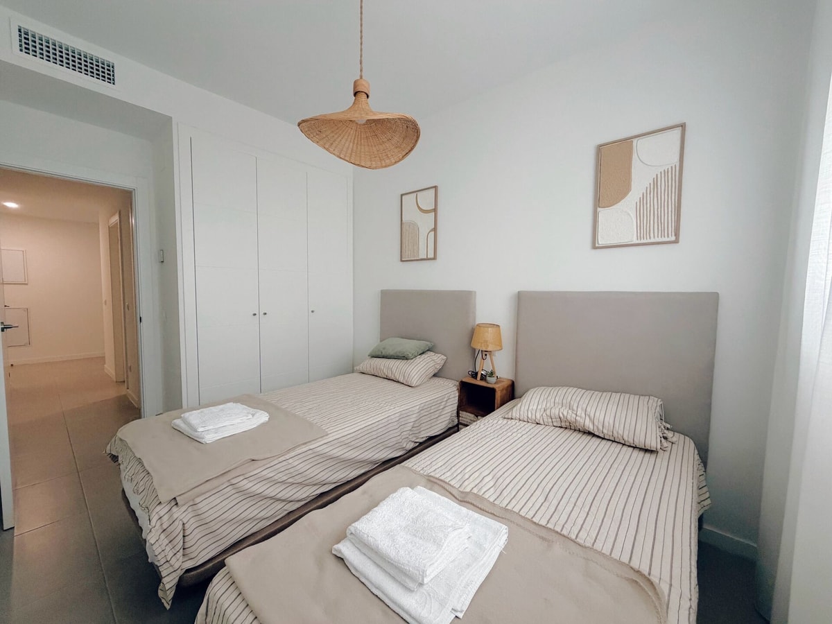 Elegant apartment with pool and parking by beBalmy 31 beBalmy