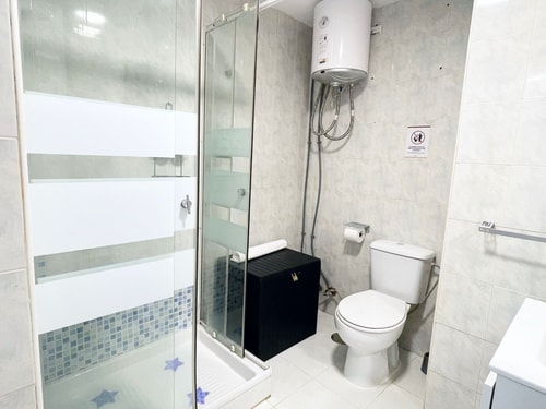 Central apartment with a balcony in Torremolinos, photo 7 of 8