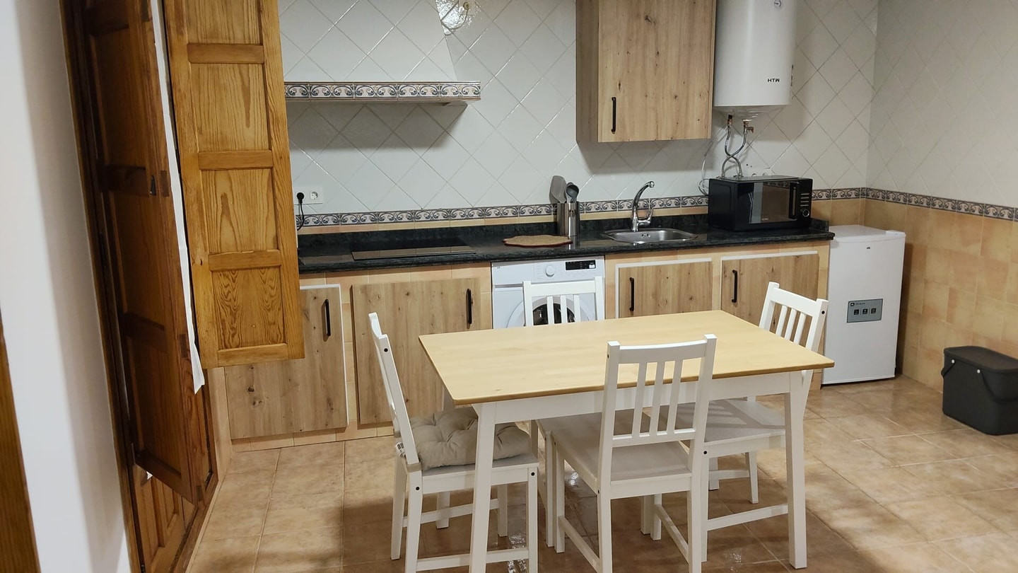 Comfortable studio in San Pablo by beBalmy 3 beBalmy