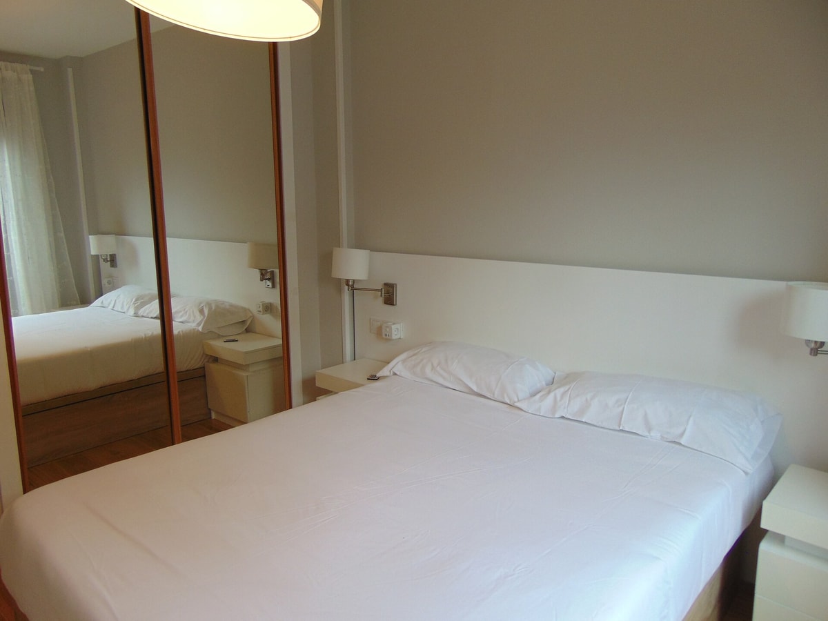 Airport Plenilunio suites blue by beBalmy 14 beBalmy