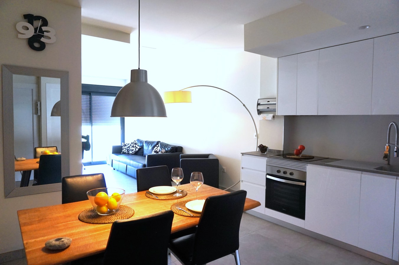 Modern apartment in El Campello by beBalmy beBalmy