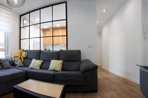 Modern apartment in Oviedo by beBalmy 0 beBalmy