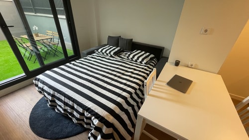 Bright apartment in Madrid with parking and pool, photo 2 of 14