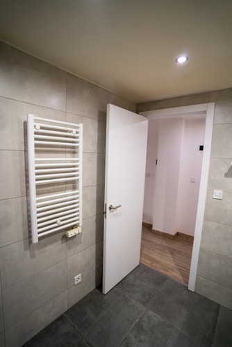 Comfortable apartment near Airport by beBalmy, photo 23 of 26