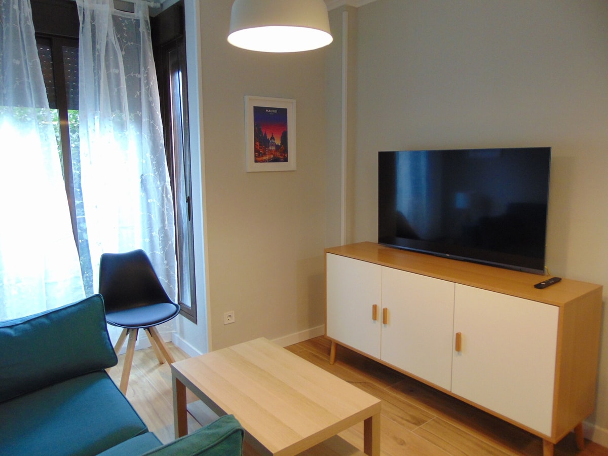 Airport Plenilunio suites blue by beBalmy beBalmy