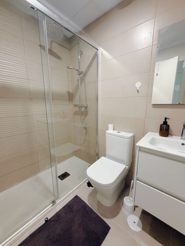 Elegant apartment with pool and parking by beBalmy, photo 27 of 41