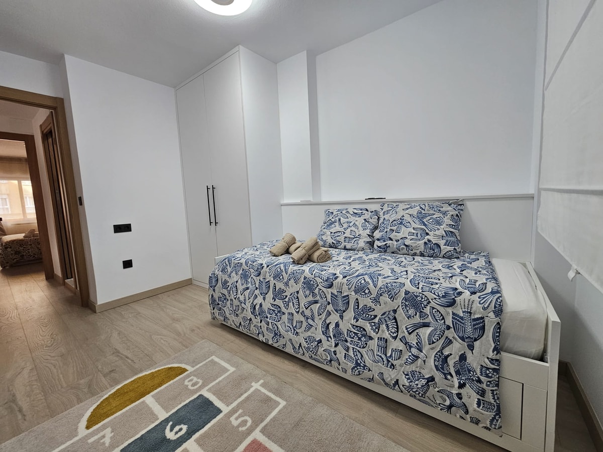 AL-286 (Avilés) Cámara 70 · Apartment in the Heart of Avilés | Calle Cámara 70 3 beBalmy